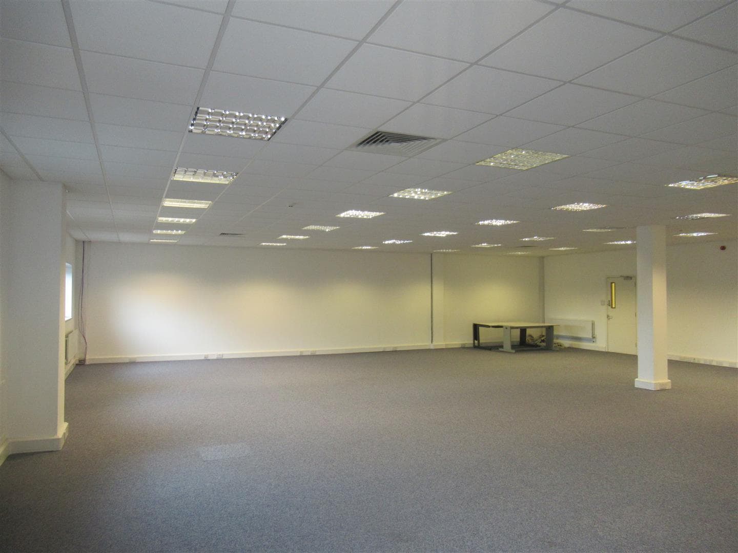 24 Deer Park Road, London SW19 3UA: Industrial Unit to let, 9,810 sq ft 3
