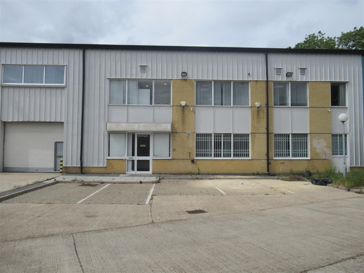 Durnsford Road, Wimbledon SW19 8ED: Office to let, 6,418 sq ft 1