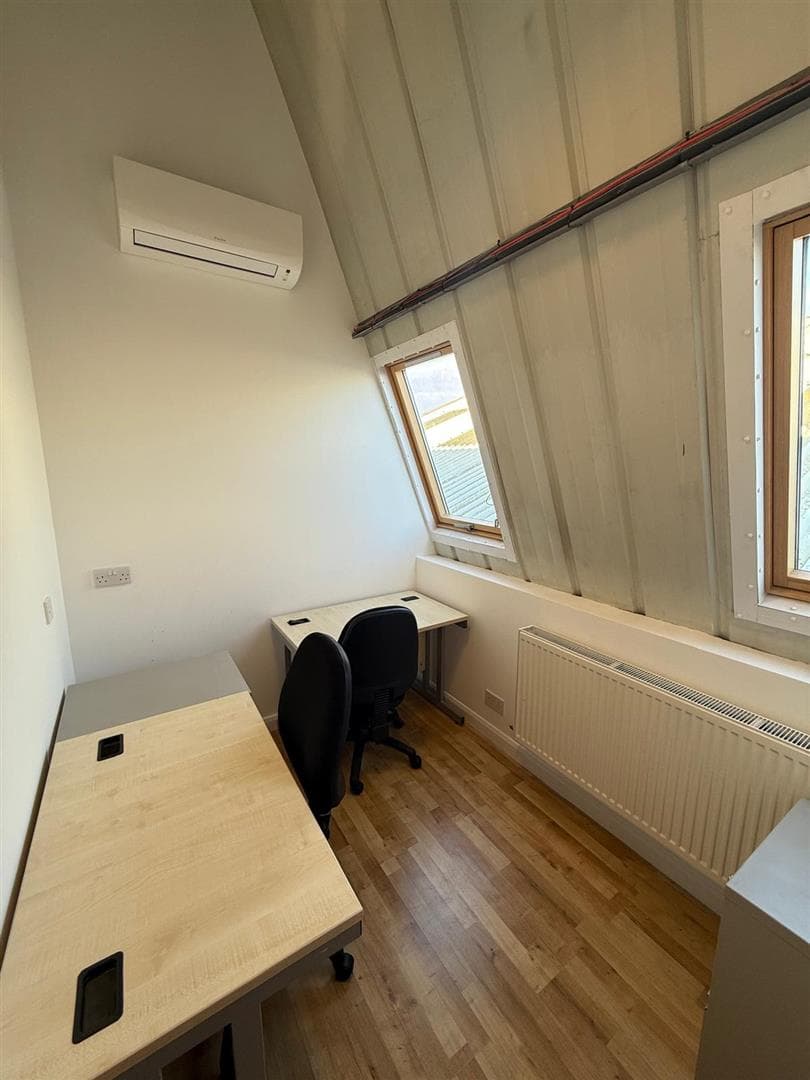 Deer Park Road, Wimbledon SW19 3FB: Office to let 5