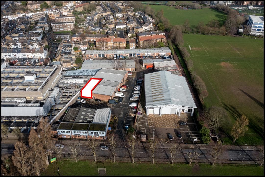Glenville Mews, London SW18 4NJ: Industrial Unit to let, 2,078 sq ft 5