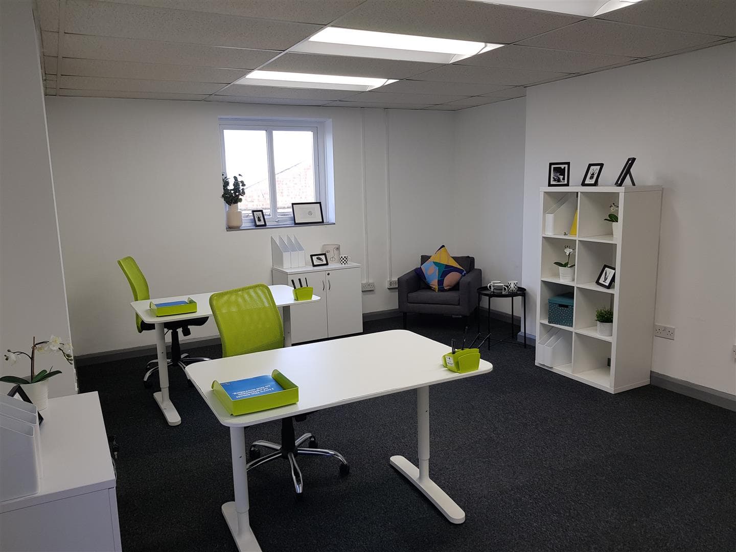 Lombard Road, London SW19 3TZ: Office to let 2