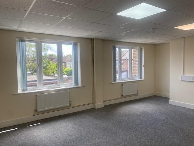 Miles Road, Mitcham CR4 3FH: Office to let, 2,145 sq ft 3