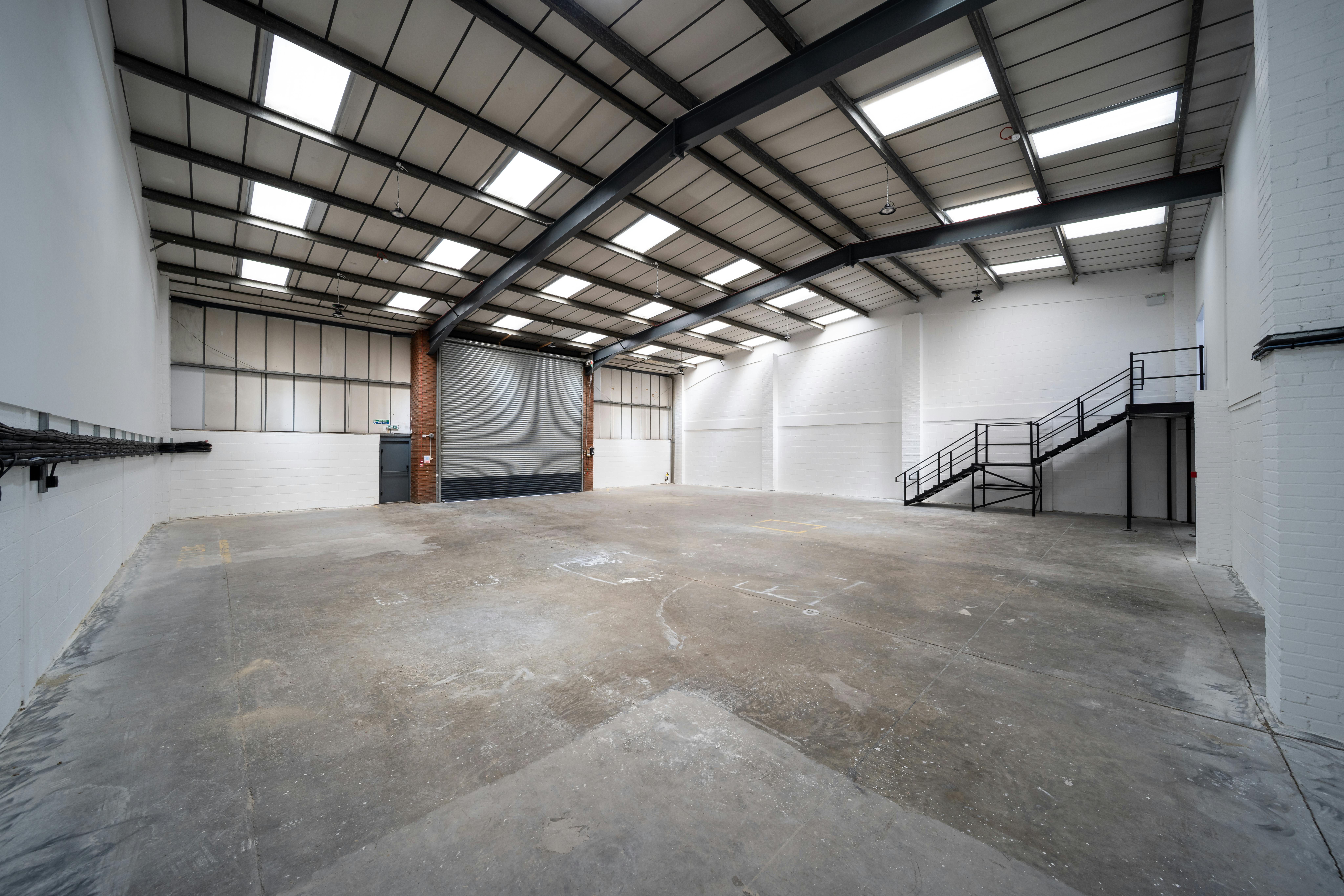 Unit B2 Hambridge Road 16.jpg