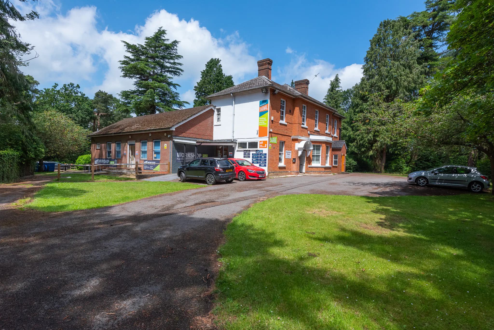 SIGNAL - Martinique House, Camp Road, Bordon GU35 0HJ: Flexible office space with all inclusive pricing