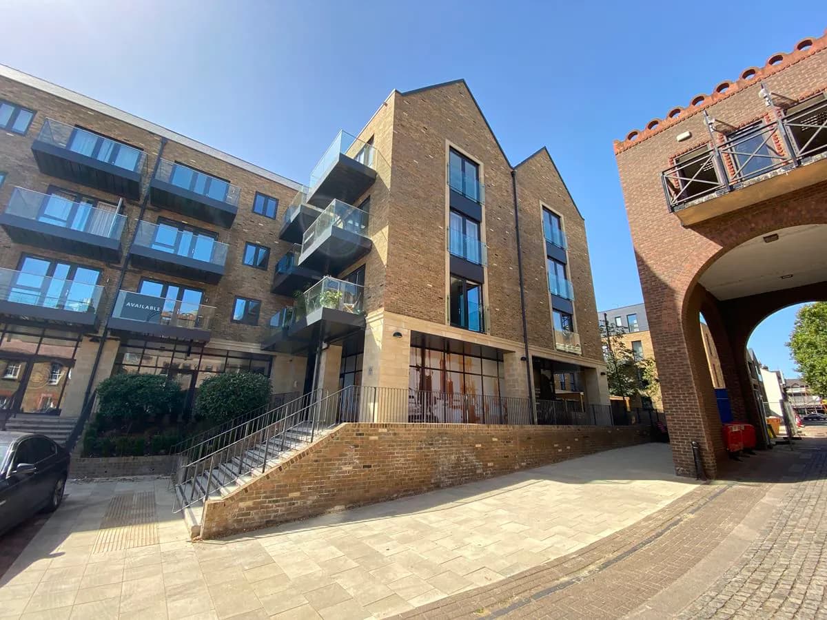 Unit 1, Lion Wharf, Old Iseworth TW7 6RJ: Office for sale, 3,053 sq ft