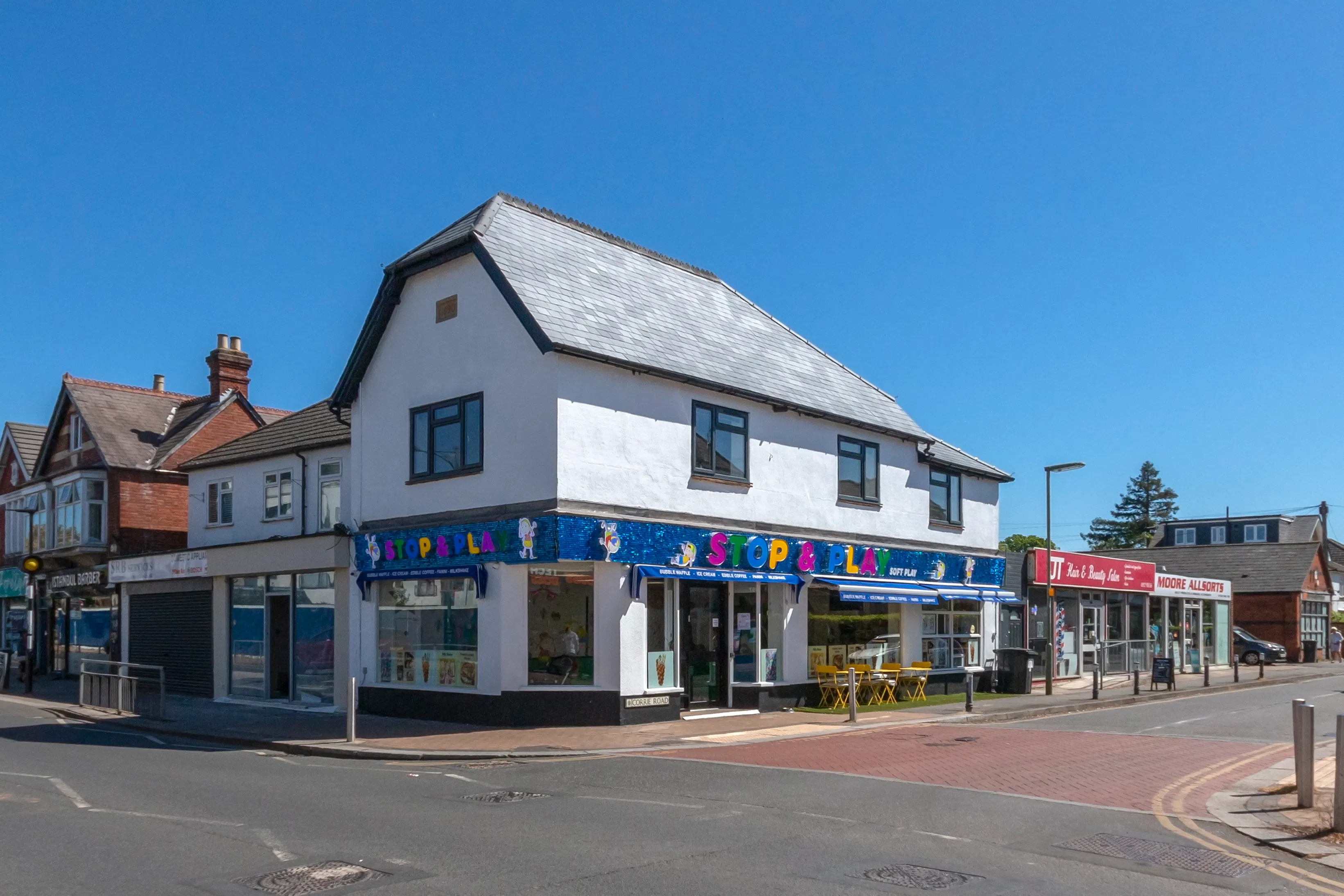 Corrie Road 1 - Shop Ph16.jpg