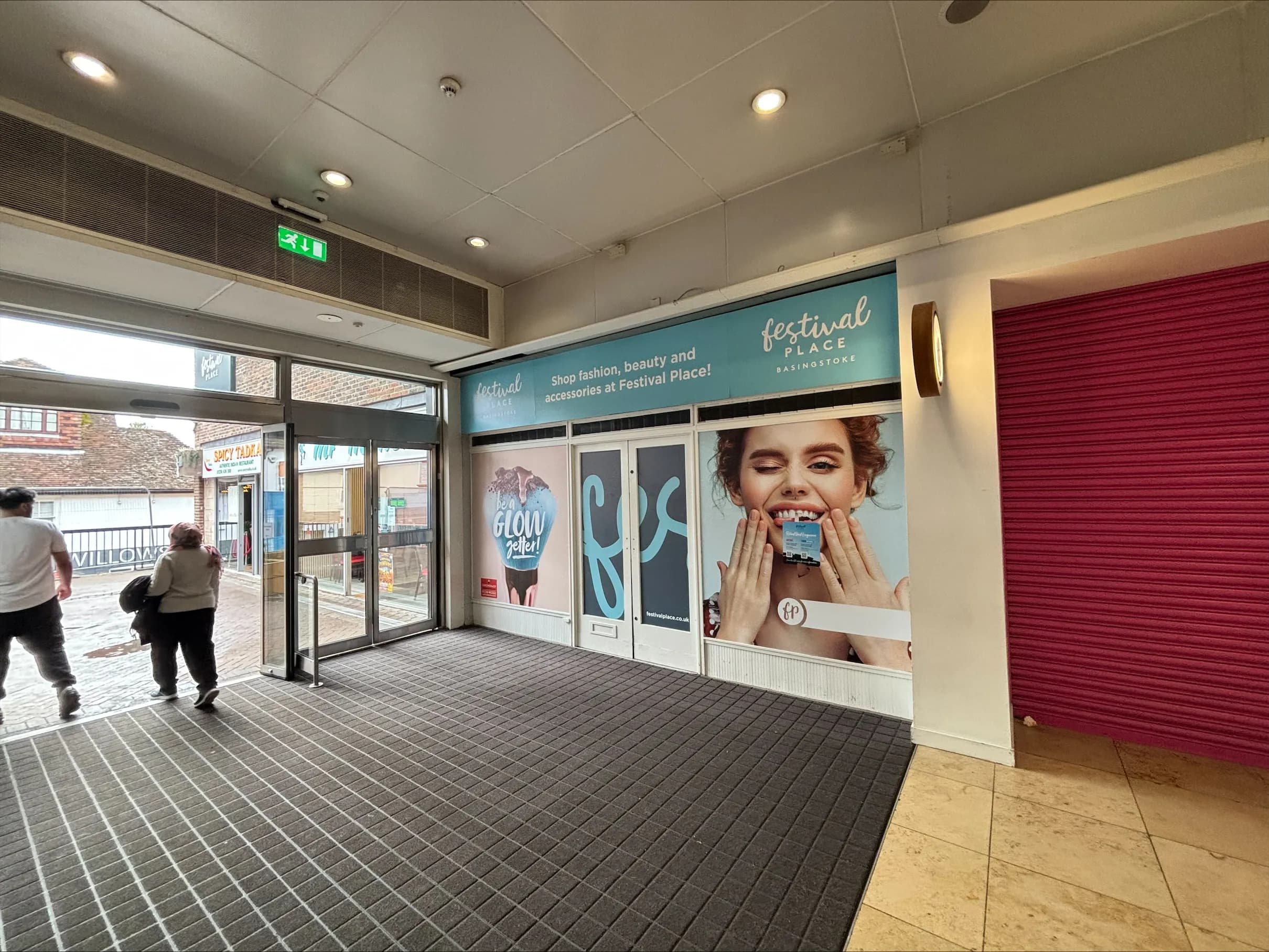 Unit 21 Westminster House, Festival Place, Basingstoke RG21 7LS: Prime town centre shop