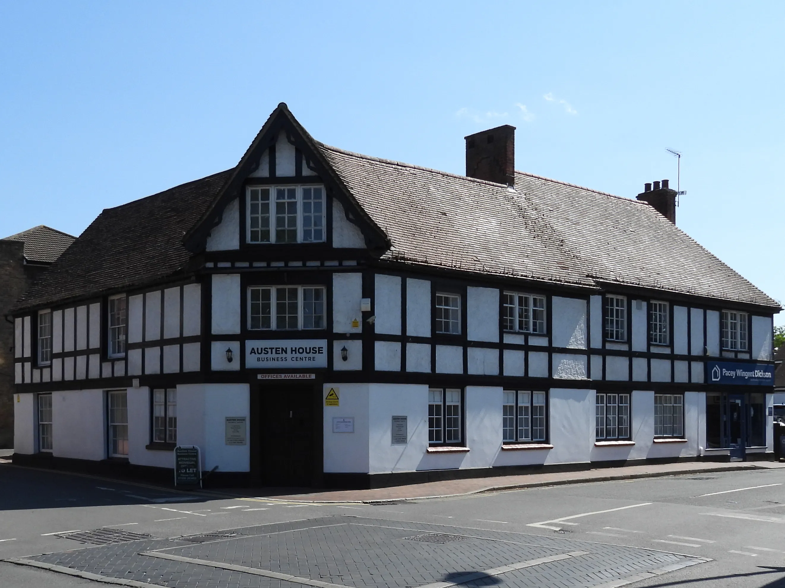 Austen House, 2 High Street, Great Bookham, Leatherhead KT23 4AG: Semi serviced offices