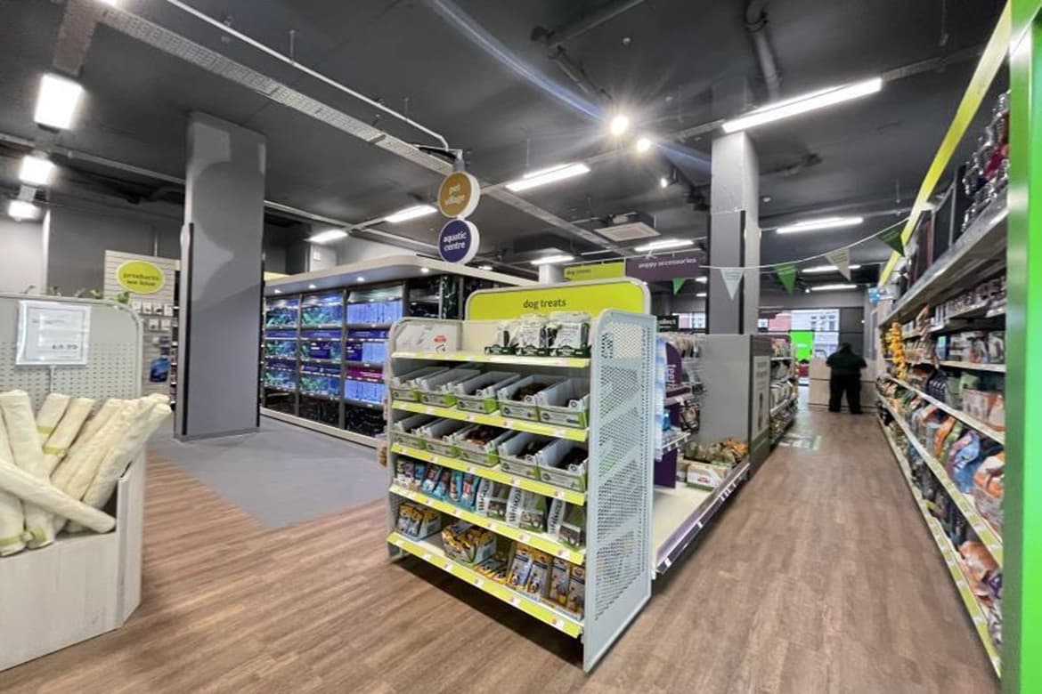 Retail Investment Property For Sale in Balham, London, SW12 2