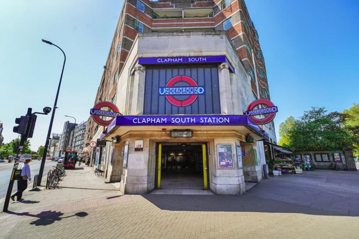 Retail Investment Property For Sale in Balham, London, SW12 4