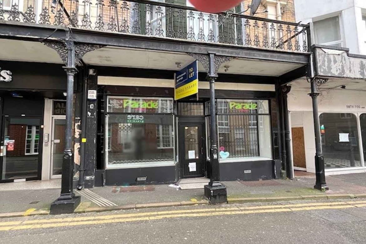 Retail unit for sale in Bournemouth 1
