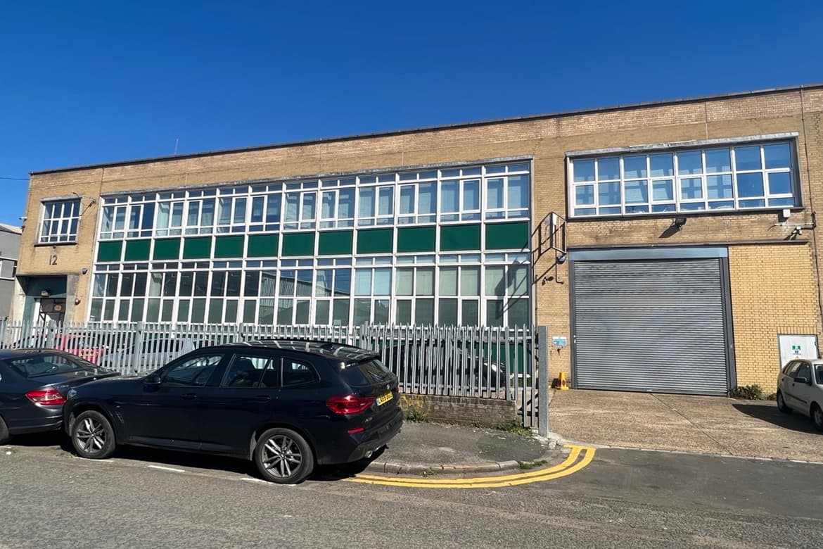 Warehouse with Service Yard For Sale or To let in Leyton, London
