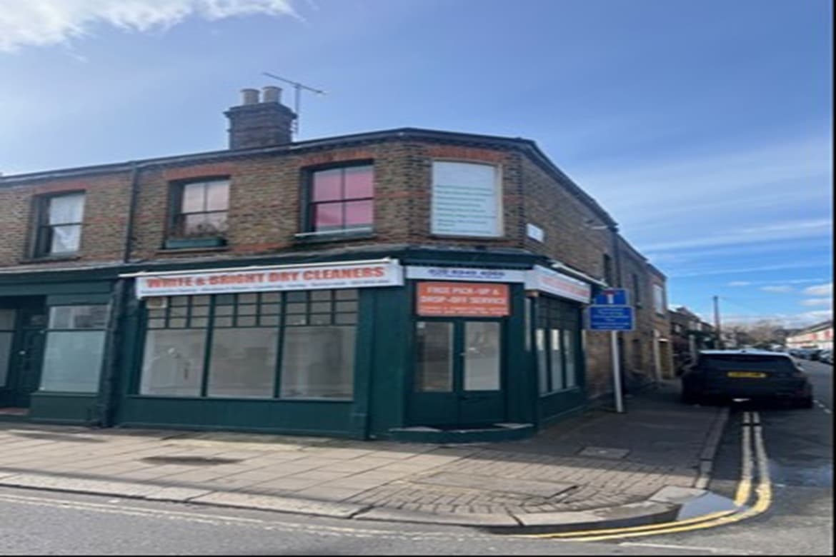 Two commercial units for sale in Kew 2