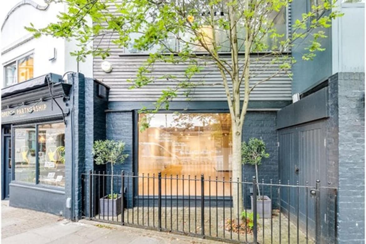 Restaurant Lease For Sale or To Let in Barnes, SW13 1