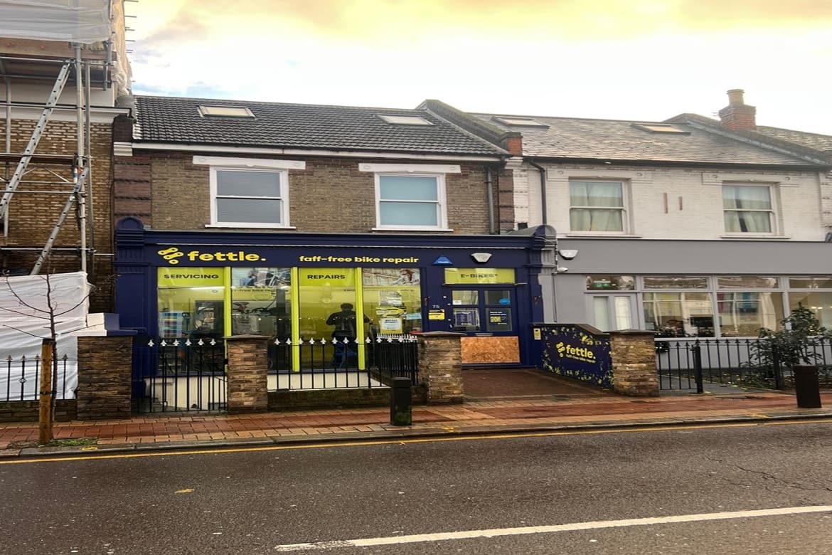Freehold Mixed Use Investment Property For Sale in Putney, SW15 1