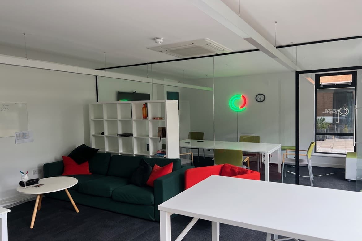 Stunning Self-Contained Office Building With Planning in Richmond, TW9 2