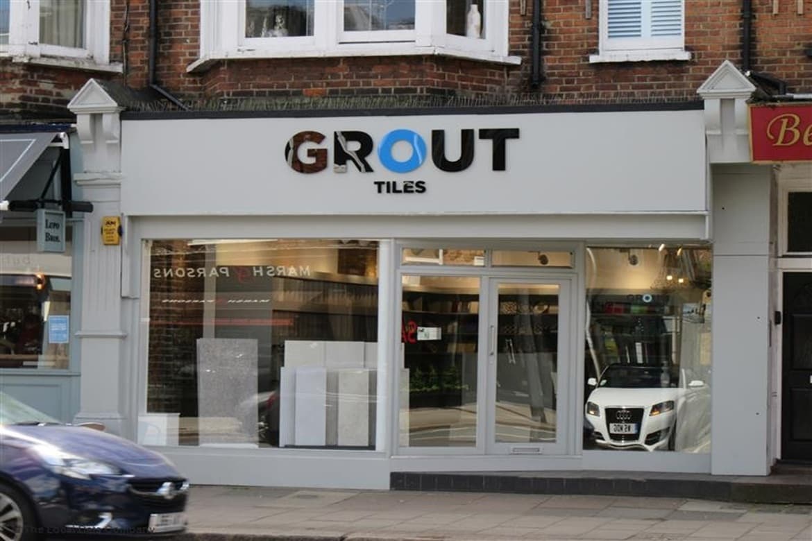 Shop with Development Potential For Sale in East Sheen, London 1