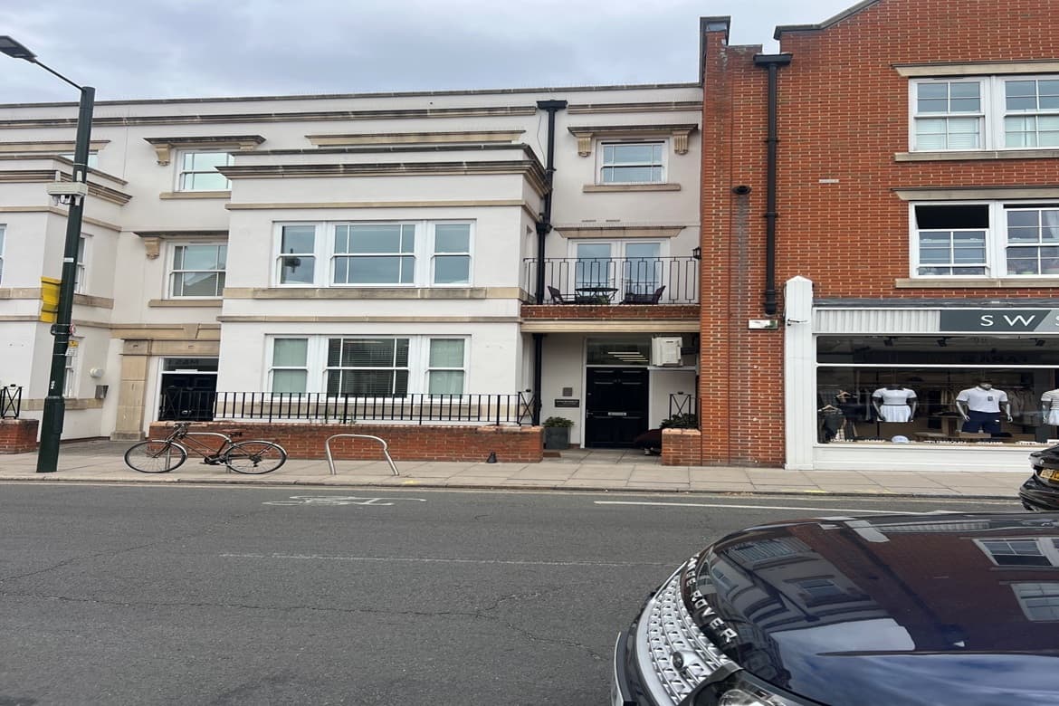 Ground Floor Office Suite For Sale or To Let in Barnes, London