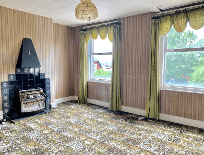 4 Bed Mid Terraced House For Sale With Planning for 6 bed HMO 2