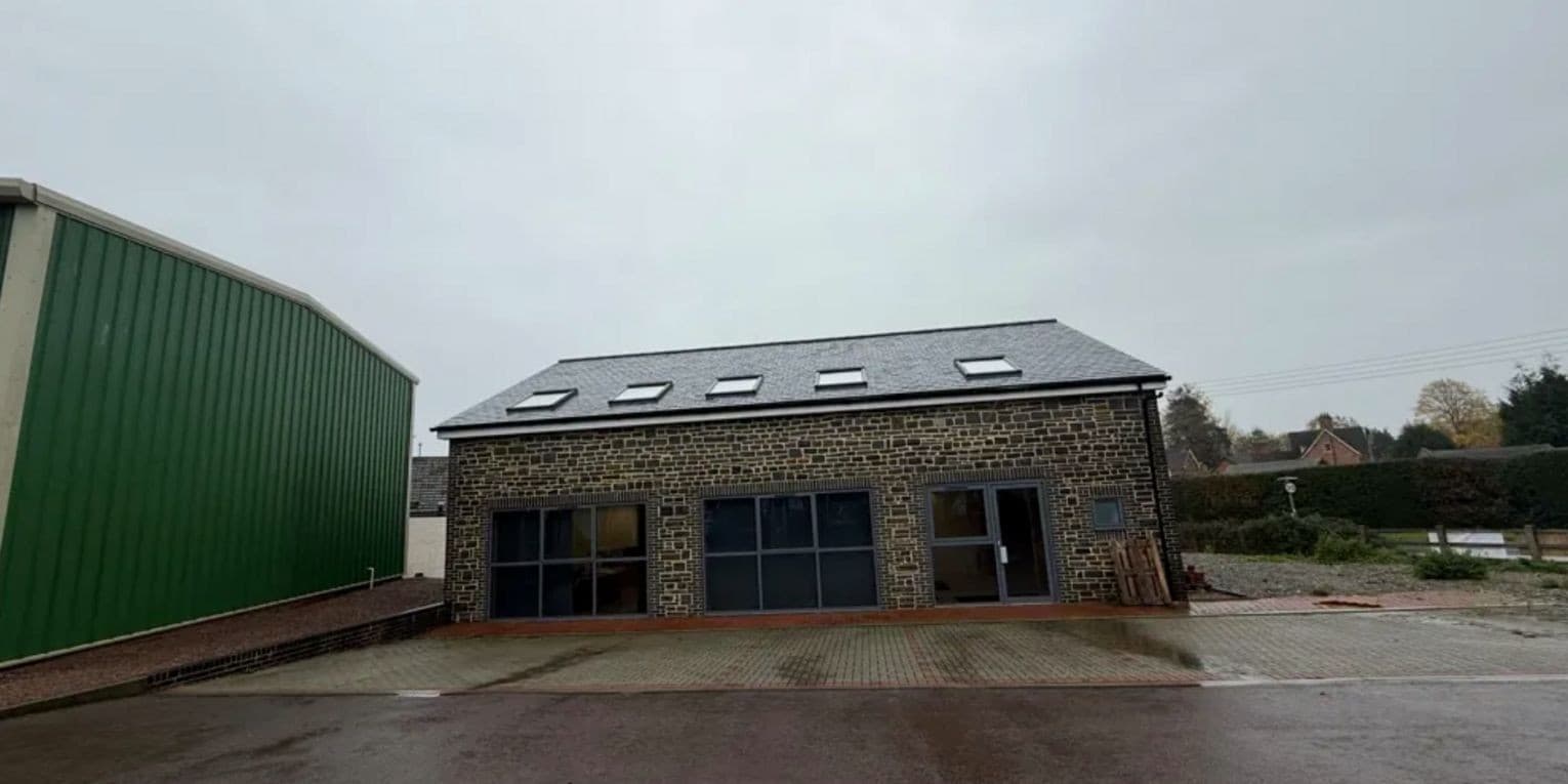 Modern Office Building For Sale in Gloucester, GL9 2