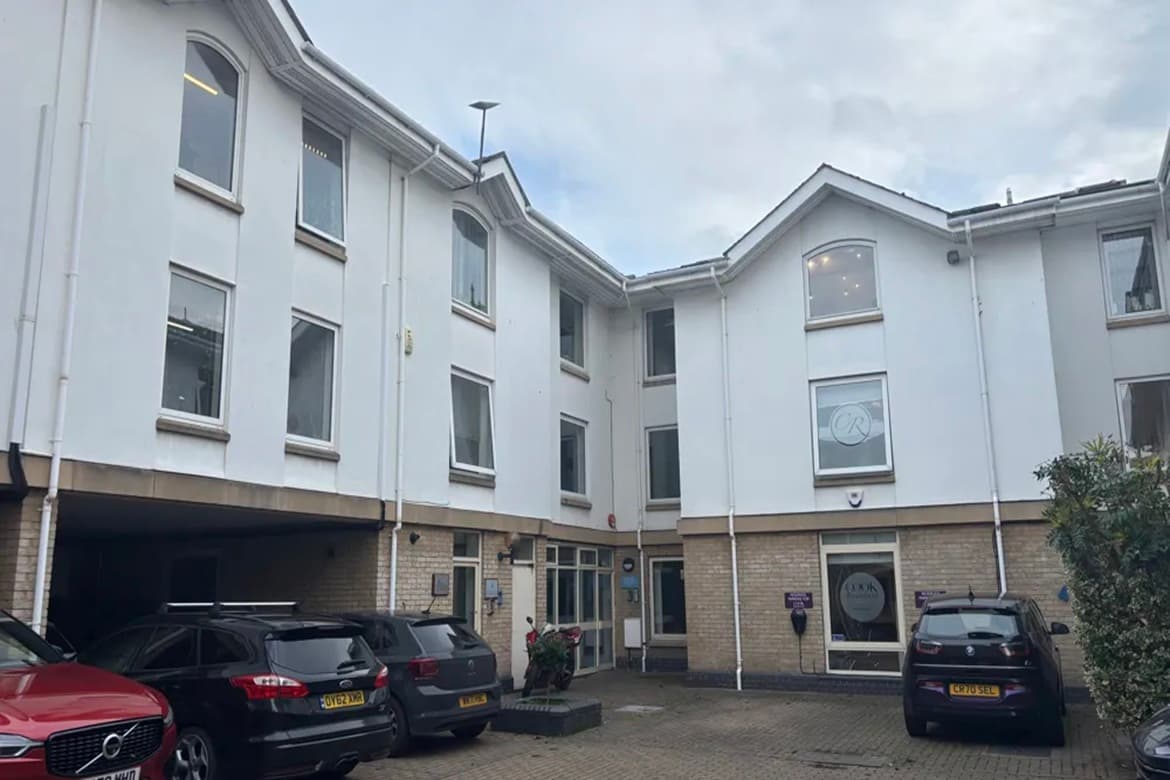Self Contained Office Building For Sale in Cheltenham, Gloucestershire