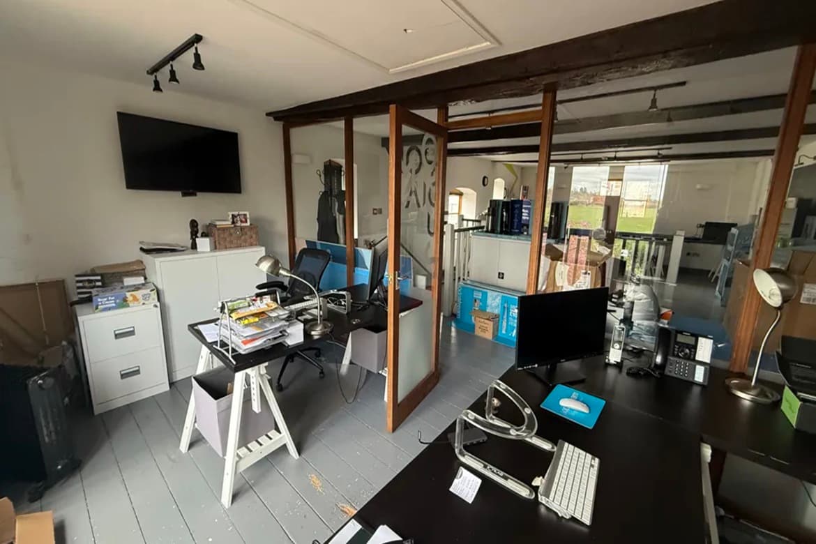 Period Office Building For Sale in Tewkesbury, Glos, GL20 4