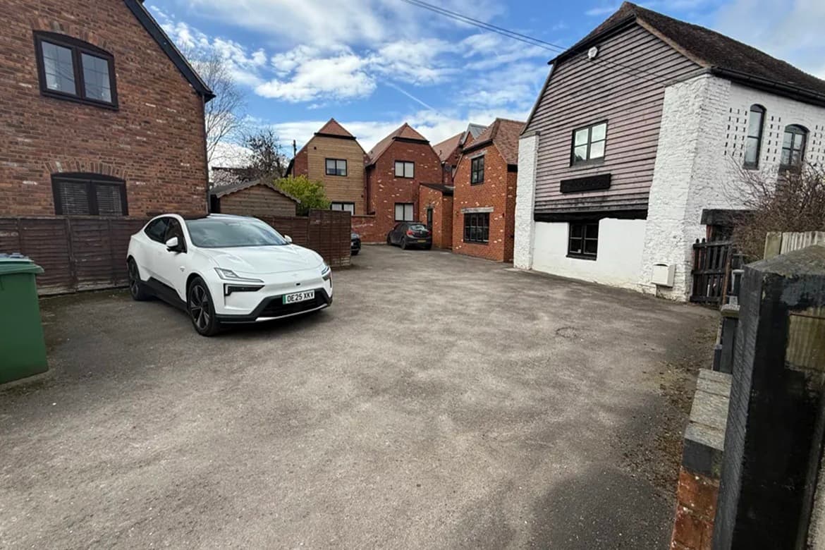 Period Office Building For Sale in Tewkesbury, Glos, GL20 5