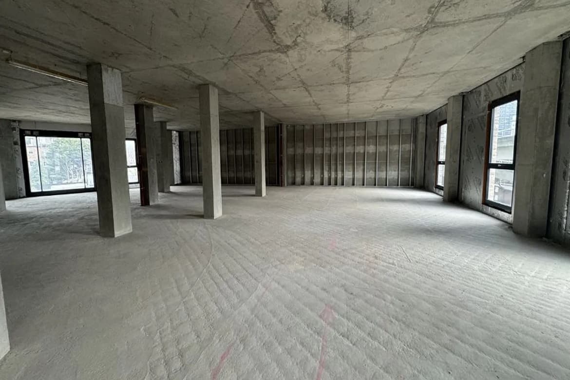 Shell and core open plan commercial property for sale in Poplar 4