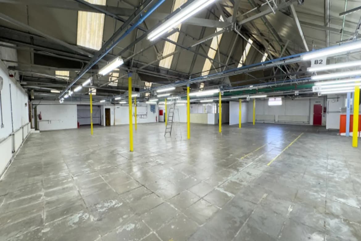 Development Opportunity For Sale in Brent Cross, London, NW2 3