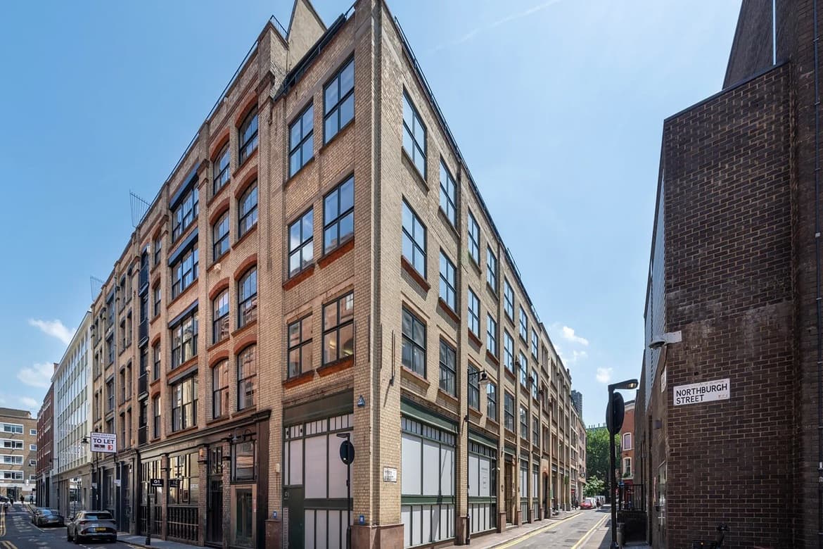 Freehold Multi-Let Office Investment For Sale in Farringdon, London 1