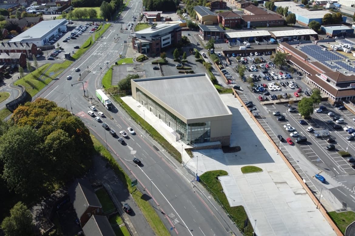 Mixed Use Property For Sale or To Let in Blackburn, Lancashire, BB1 5