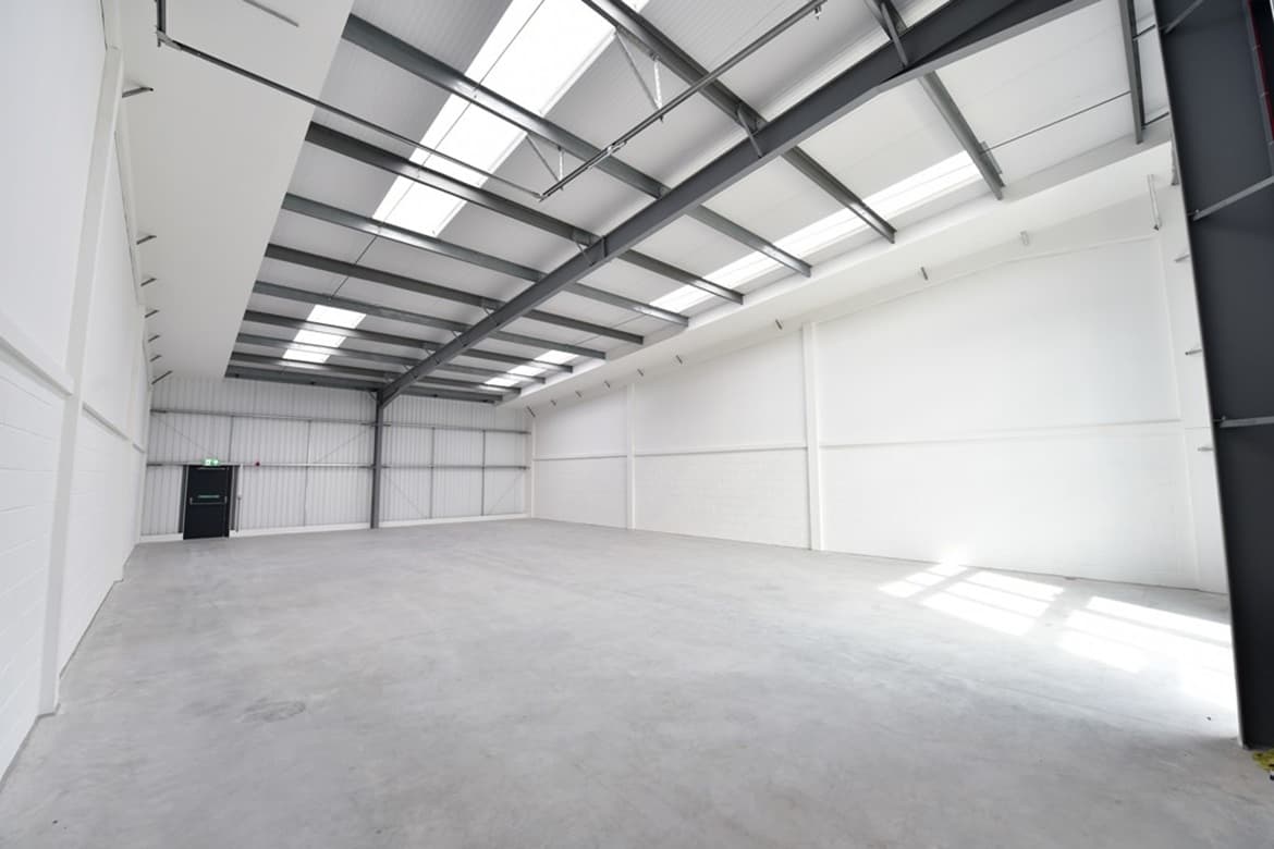 High Quality Warehouse Unit For Sale or To Let in Burnley, Lancs 2