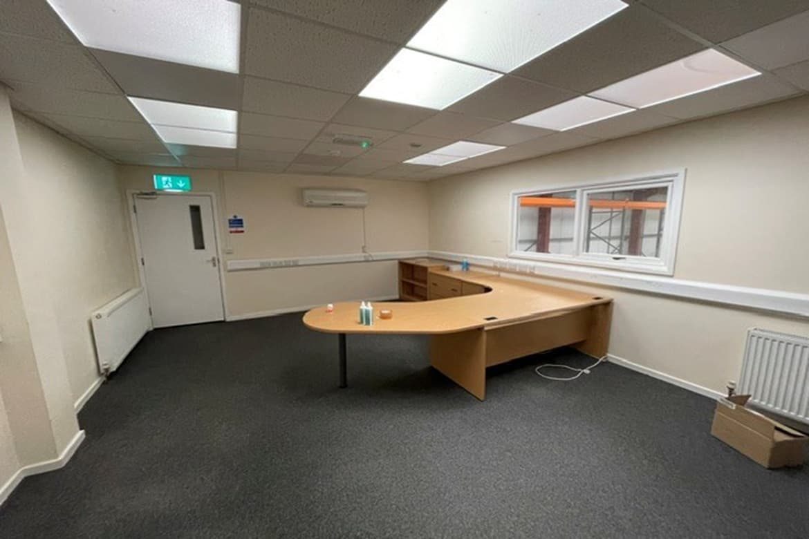 Warehouse Premises For Sale or To Let in Poulton-Le-Fylde, Lancashire 3