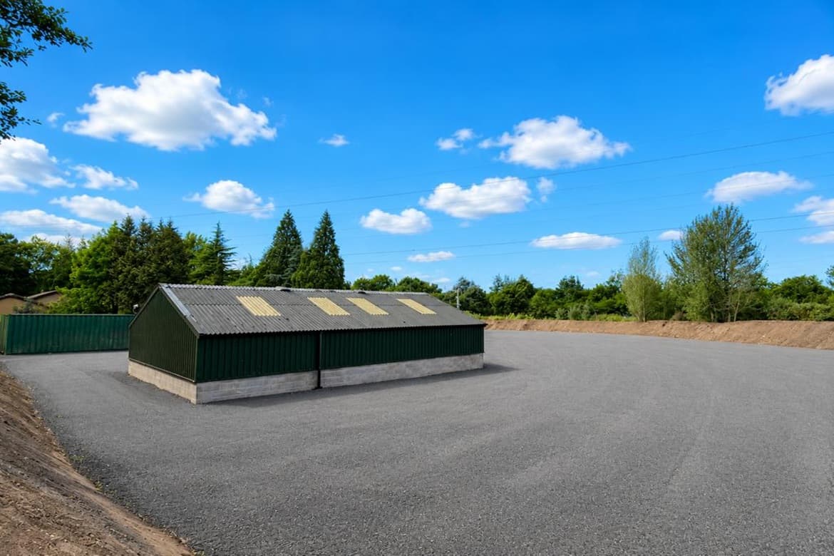 Commercial Yard With Units For Sale or To Let in Chorley, Lancs 2