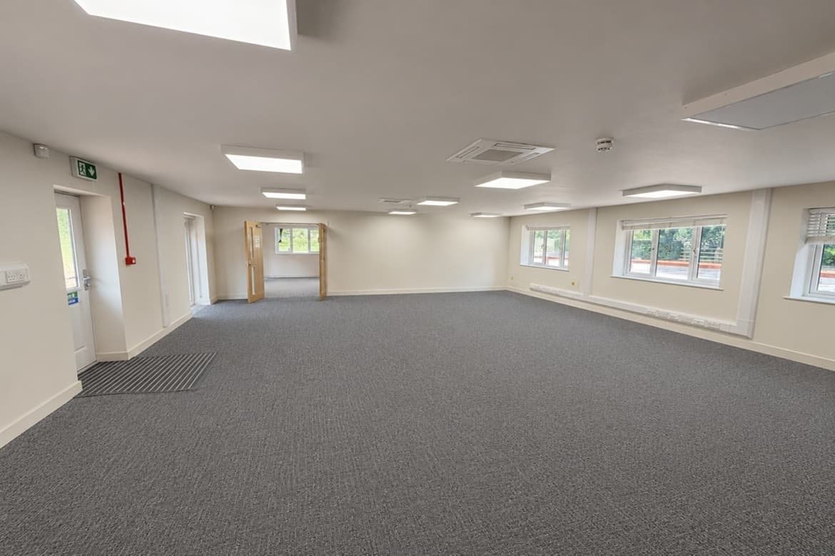 Commercial Yard With Units For Sale or To Let in Chorley, Lancs 4