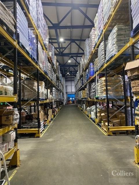 Industrial unit for sale in Hayes 2