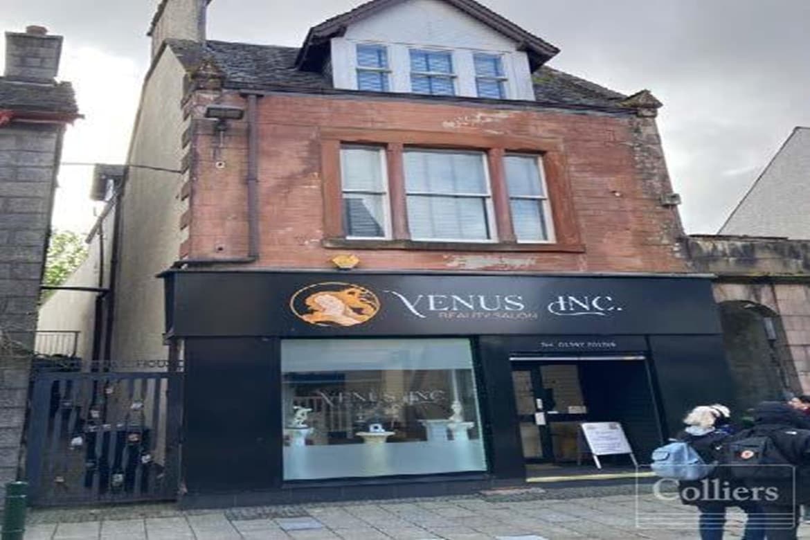 Retail w/ Development Potential For Sale in Fort William 1