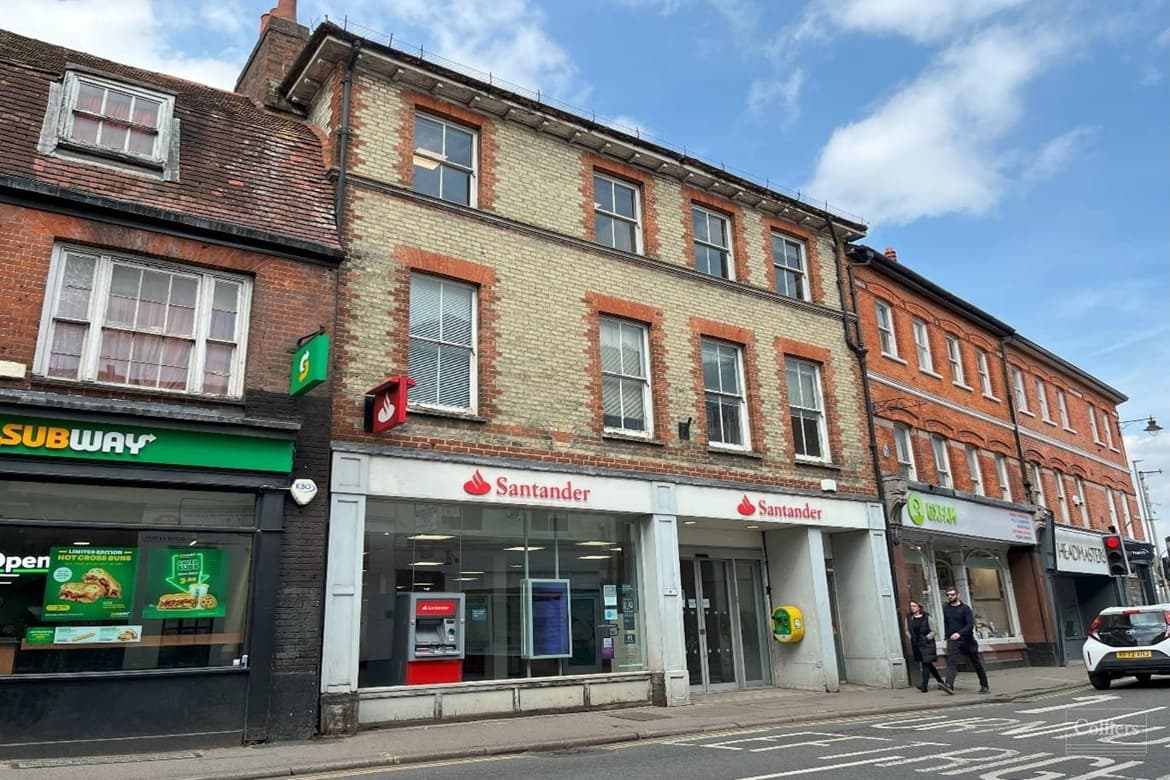 Retail property for sale in Farnham 1