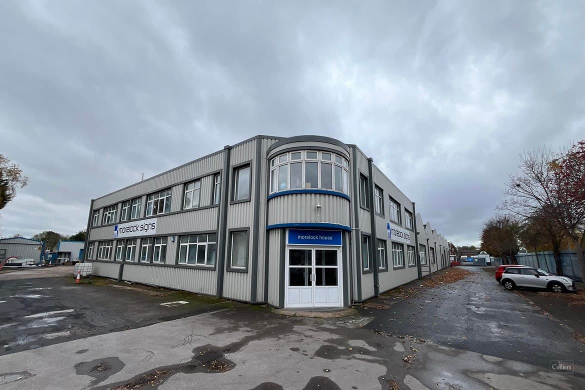 Industrial Opportunity For Sale in Willenhall, West Midlands, WV13 1