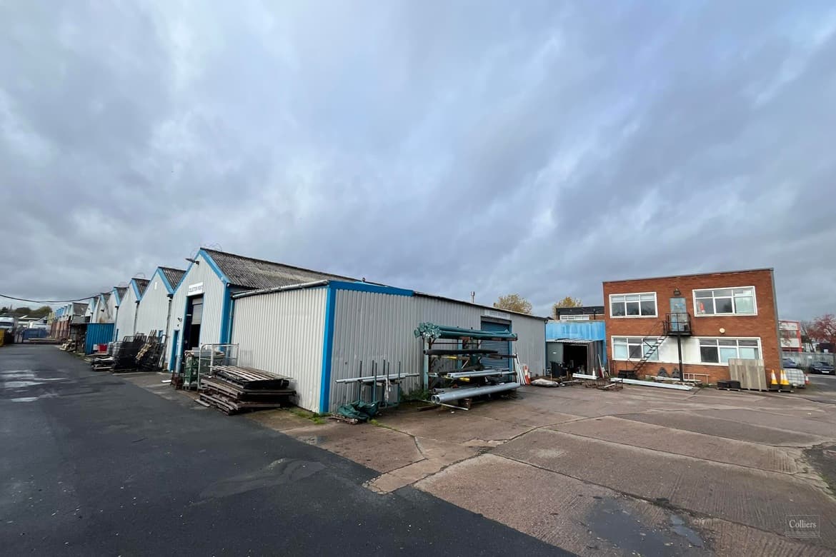 Industrial Opportunity For Sale in Willenhall, West Midlands, WV13 3