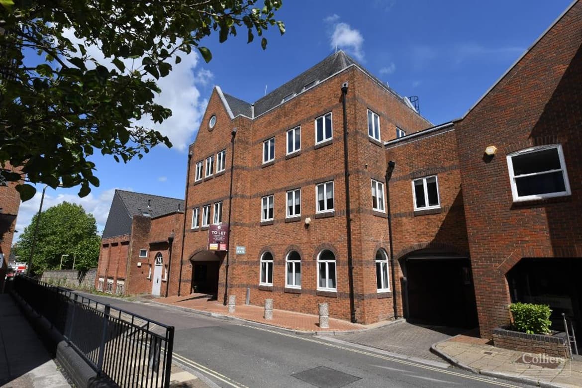 Multi Let Freehold Office Building For Sale in Winchester, SO23 2