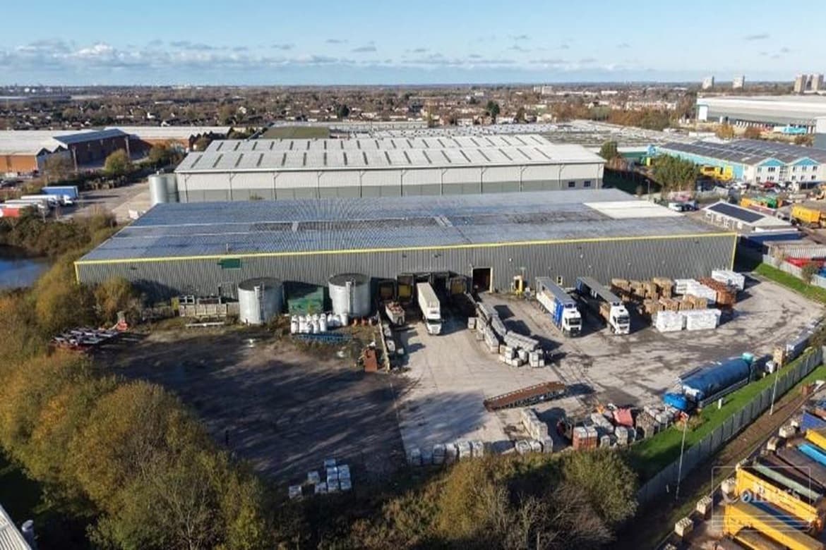 Detached Warehouse For Sale in Knowsley, Merseyside, L33 4