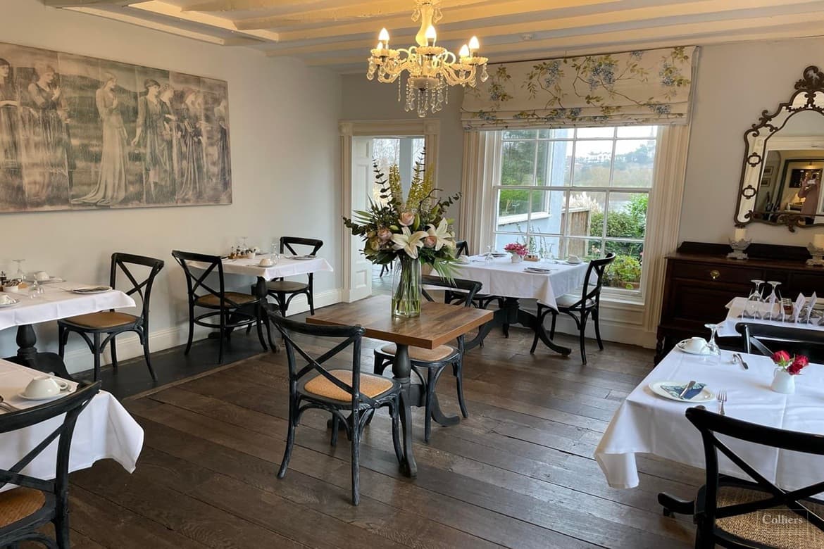Exceptional Guest House For Sale in Ross-on-Wye, HR9 3