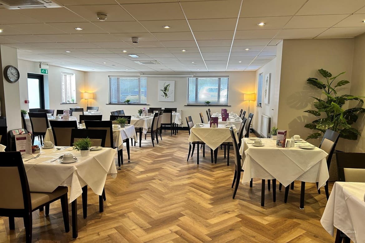 Established Hotel For Sale in Birchencliffe, Huddersfield, HD3 3