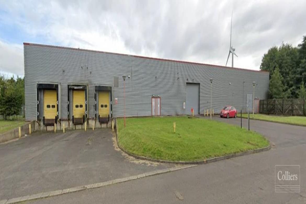 Warehouse and Production Accommodation For Sale in Irvine 1