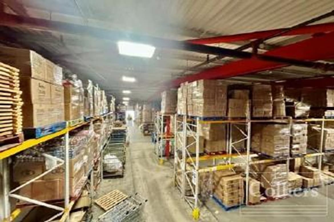 Warehouse and Production Accommodation For Sale in Irvine 4
