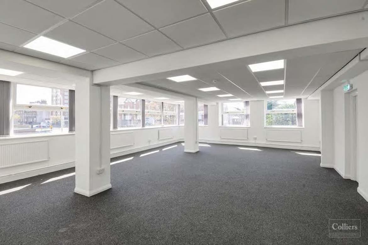 Refurbished Office Suites For Sale in Southport, Merseyside 4