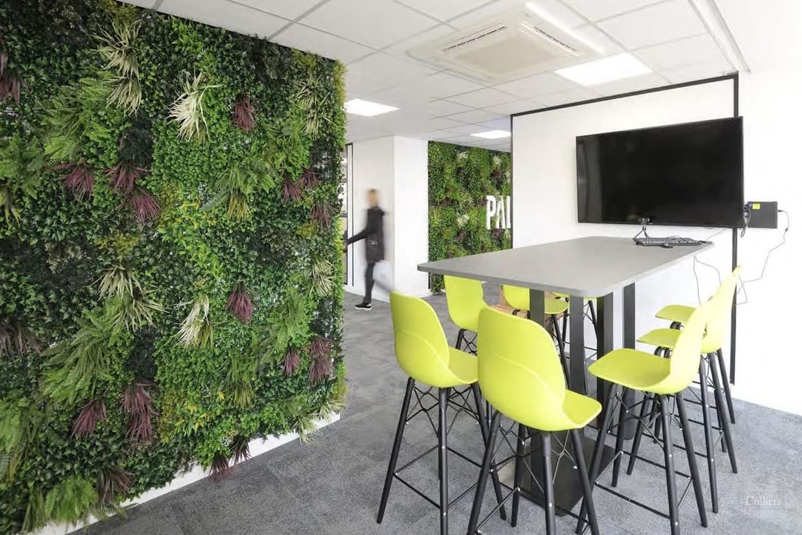 Refurbished Office Suites For Sale in Southport, Merseyside 5