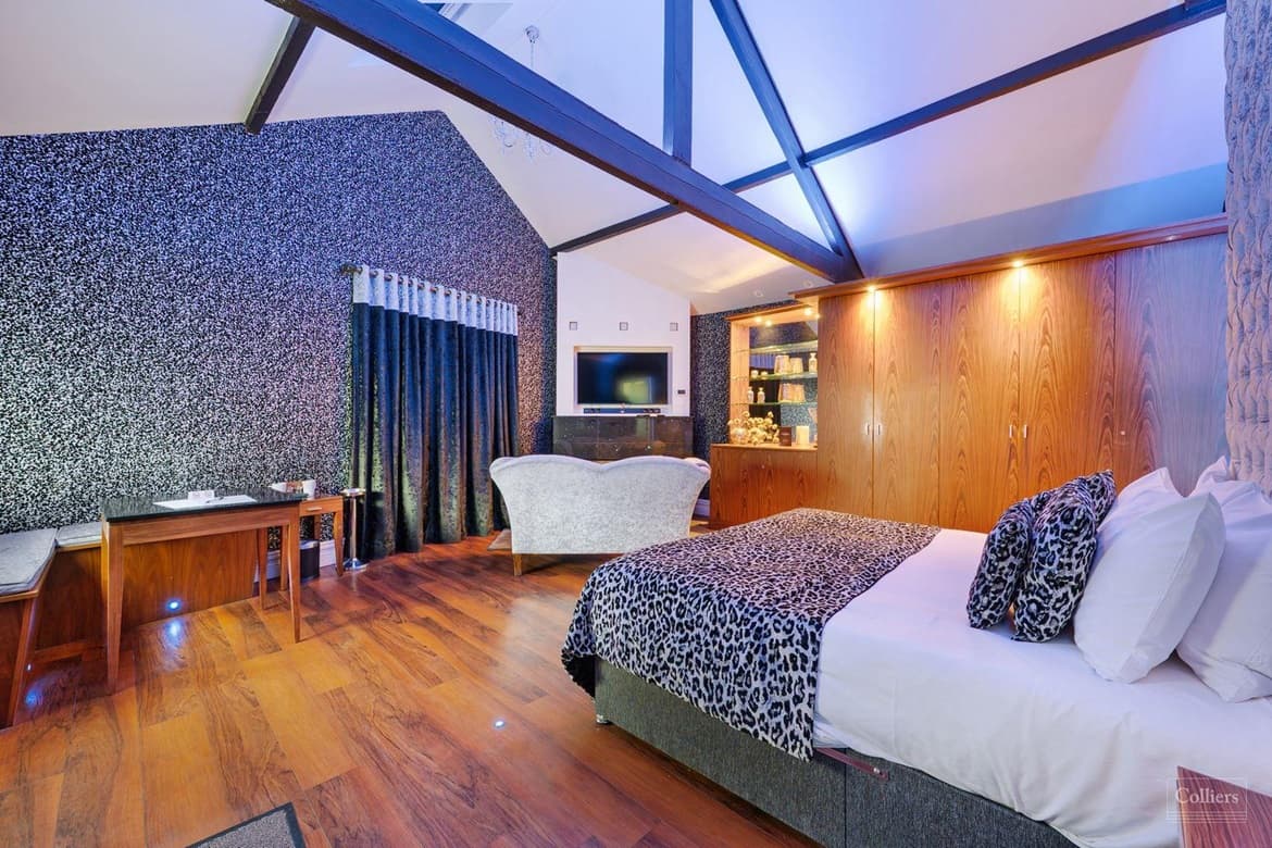 Outstanding Hotel For Sale in Bowness-on-Windermere, Cumbria 3