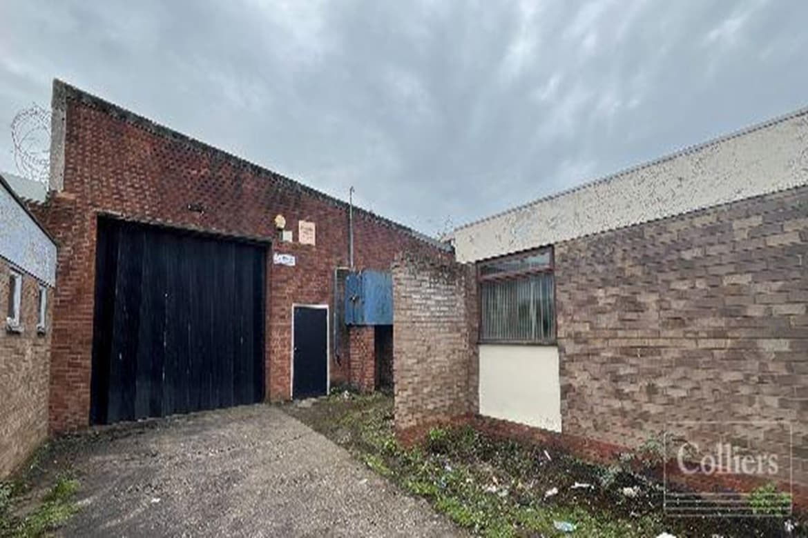 Mid-Terrace Industrial Unit For Sale in Kitts Green, Birmingham 4